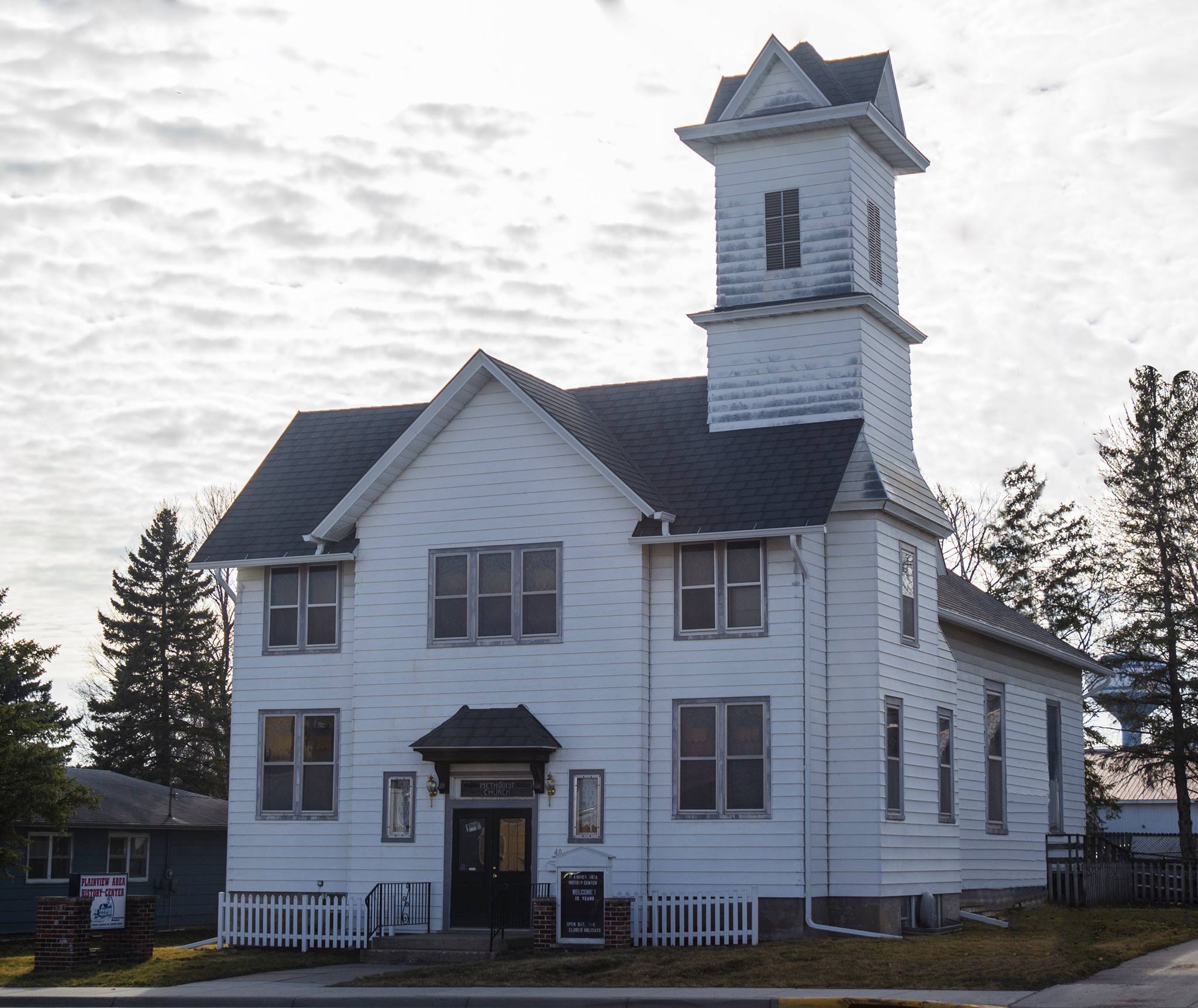 Destination Small Town